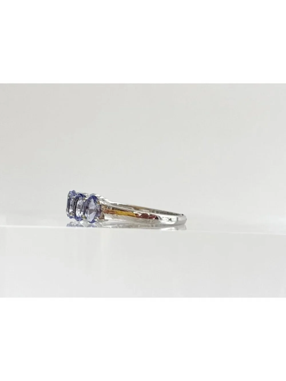 Tanzanite Gemstone Oval Cut Row Set Sterling Silver 925 Vintage Ring - sz 10